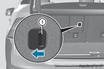  Unlatch the rear seat backrests and tilt
