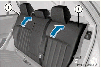 ► Move the driver's or front-passenger seat